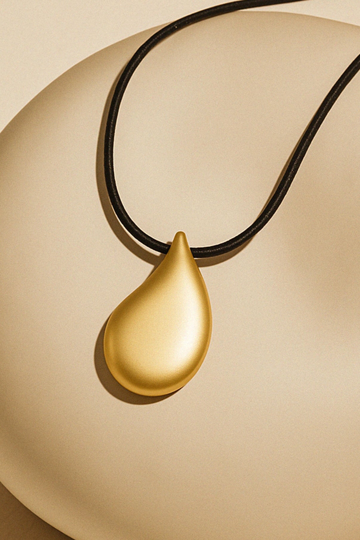 004/Brushed Gold